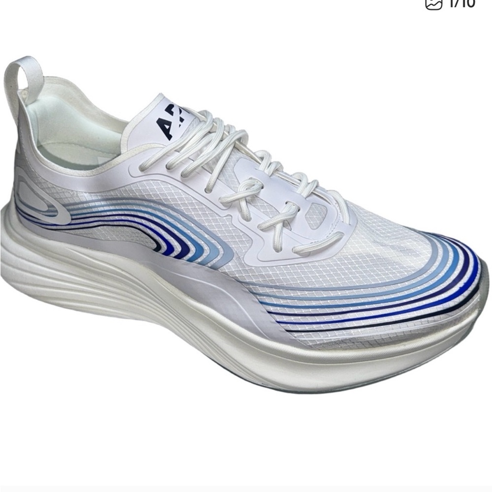 APL Streamline running Sneakers NWT